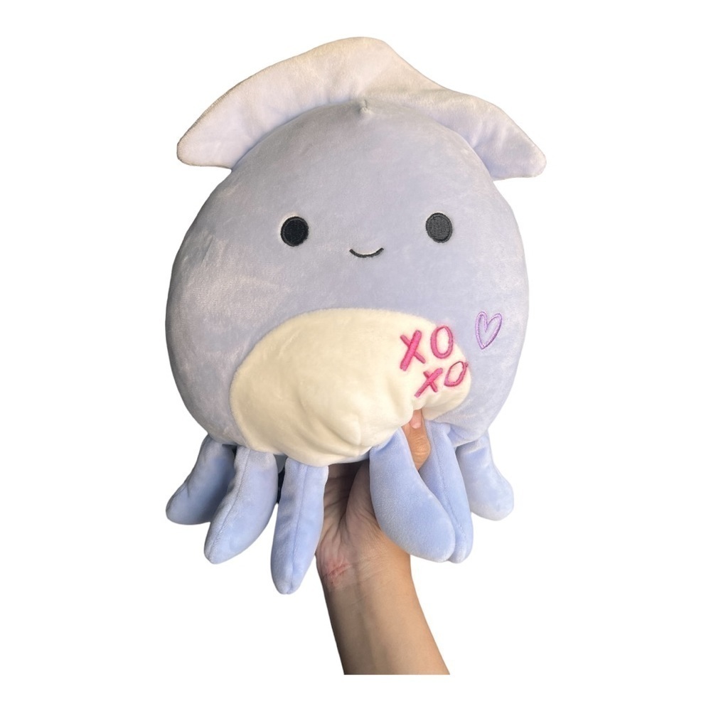 Stacy the valentines squishmallow NWOT